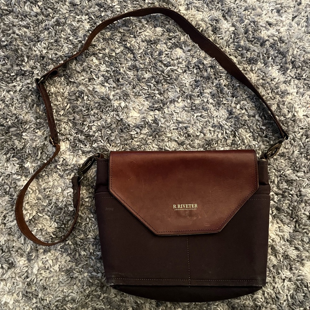 R. Riveter Leather American Handmade Crossbody Purse